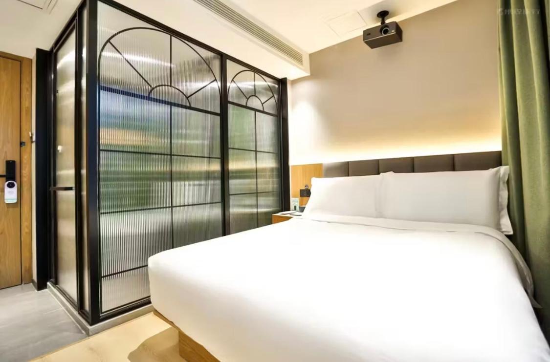 True Go Hotel - Shanghai Jing'An Temple Nanjing West Road Zewnętrze zdjęcie