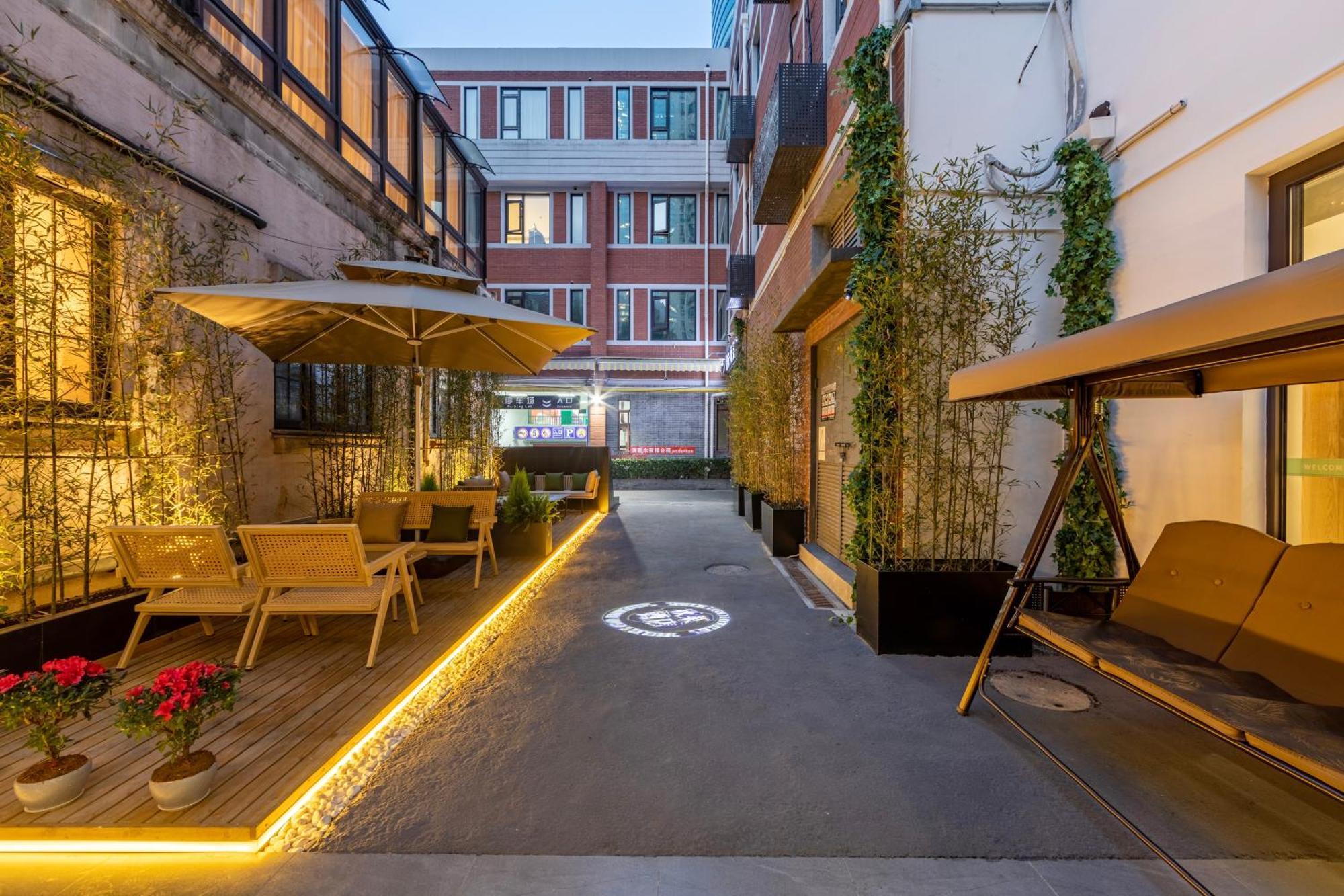 True Go Hotel - Shanghai Jing'An Temple Nanjing West Road Zewnętrze zdjęcie